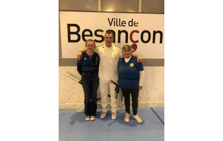 Cinq Vésuliens et quatre podiums à l'arc club Bisontin, le 4 décembre 2024.
