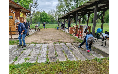 Remise en état du terrain extérieur Michel Thuault